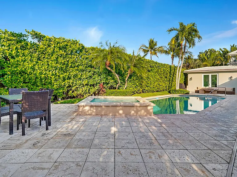 107 E Inlet Dr — Photo 45