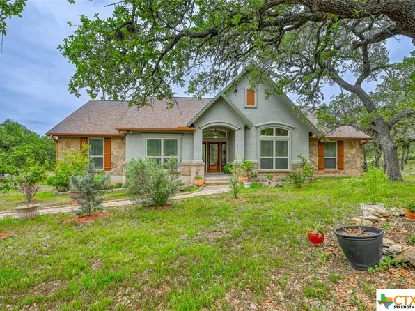 210 Cave Springs Dr, Wimberley, TX 78676