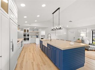 130 Torrey Pines Point, Naples, FL 34113