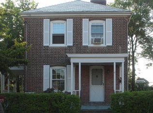 39 Longview Ave, Fairfield, CT 06824