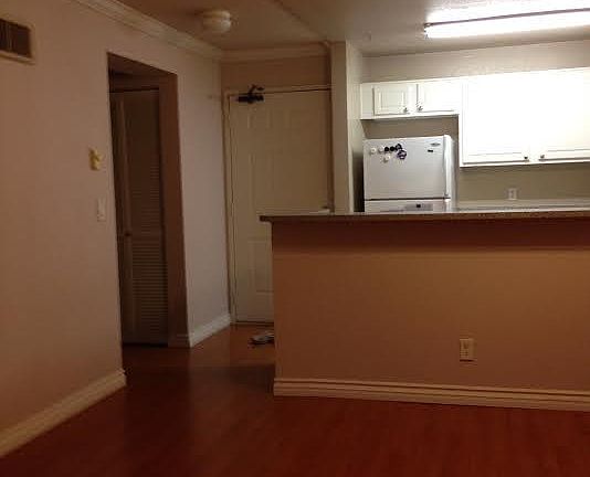 3rd image of 8889 Caminito Plaza Centro #7303