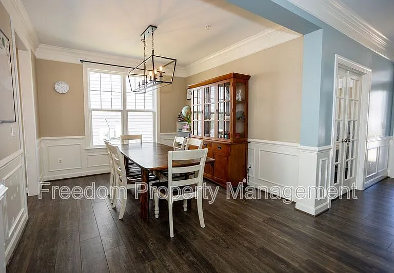 2425 Morgans Point Dr — Photo 7