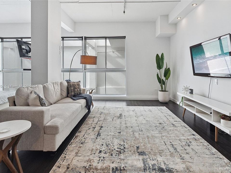 1st image of 1560 Lenox Ave Suite 206