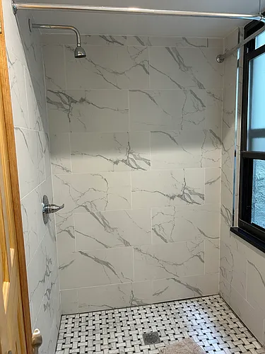27 Henry St #5B Photo 1