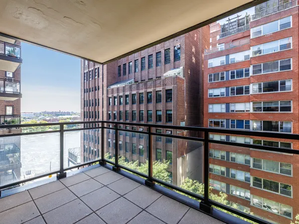85 East End Avenue 16FG image 2 of 10