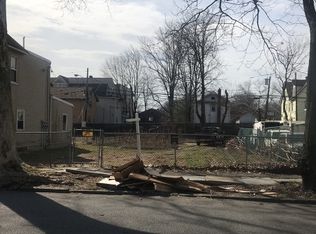 181 N Park St, East Orange City, NJ 07107