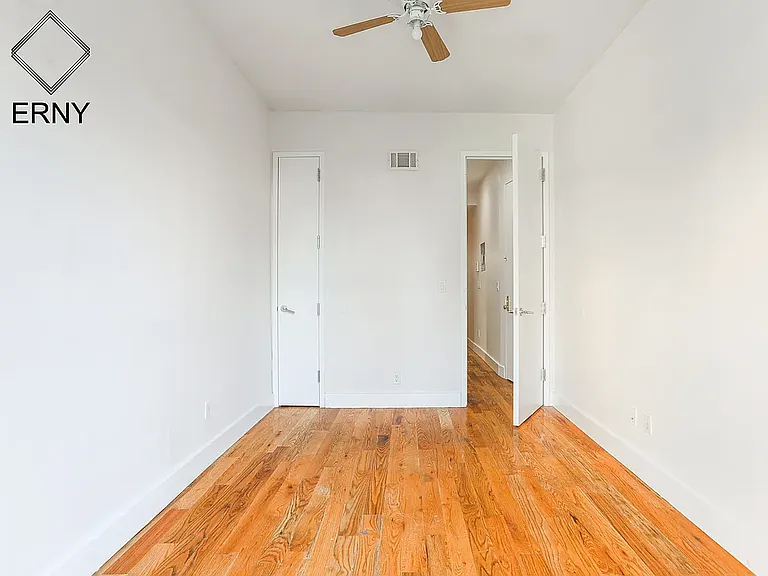 96 George St #2E — Photo 3