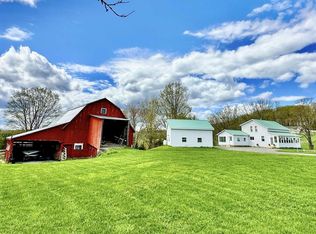 253 Airport Rd, Lyndonville, VT 05851