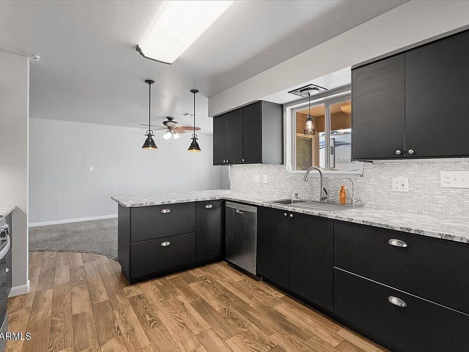 1st image of 2301 W SAINT JOHN Road