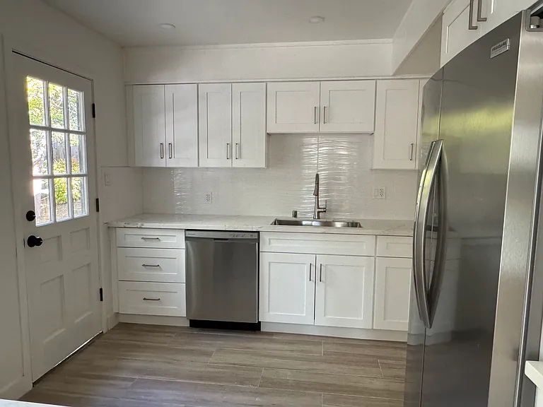 3001 Ross Rd — Photo 4