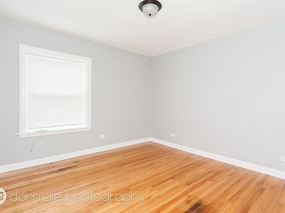 3rd image of 1050 N Spaulding Ave #1T