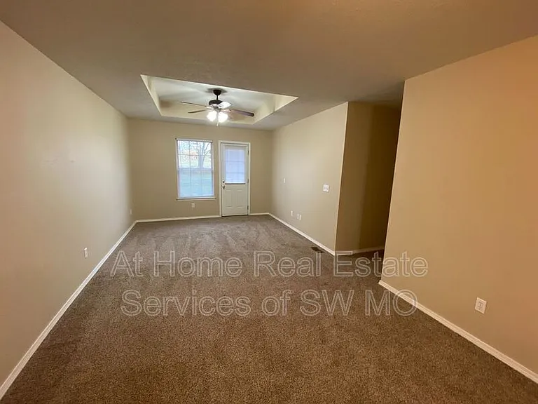 1115 N 26th St — Photo 3