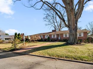 2410 Bitting Rd, Winston Salem, NC 27104