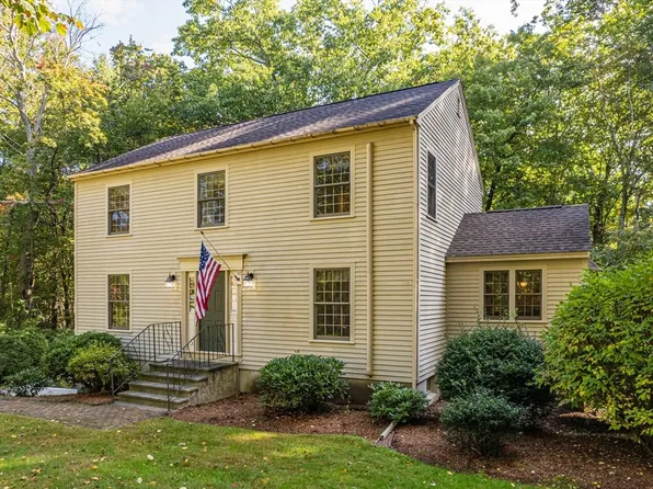 122 Laurel Hill Rd, Chester, NH 03036