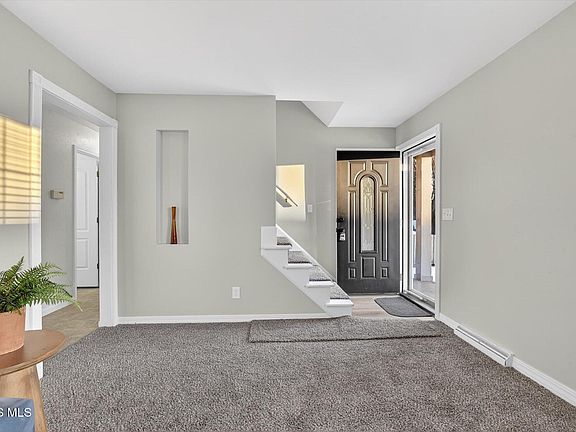 2nd image of 5147 Oldham Dr