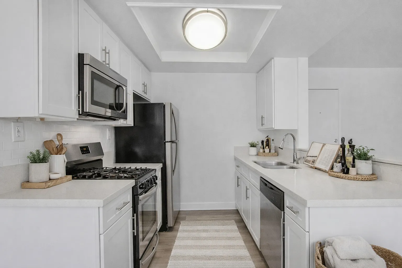 7705 Hampton Ave Property — Photo 1