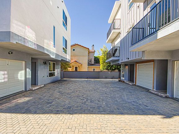 5th image of 10801 Kling St