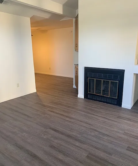 Laurelwood West Villas standard 2x2 living room