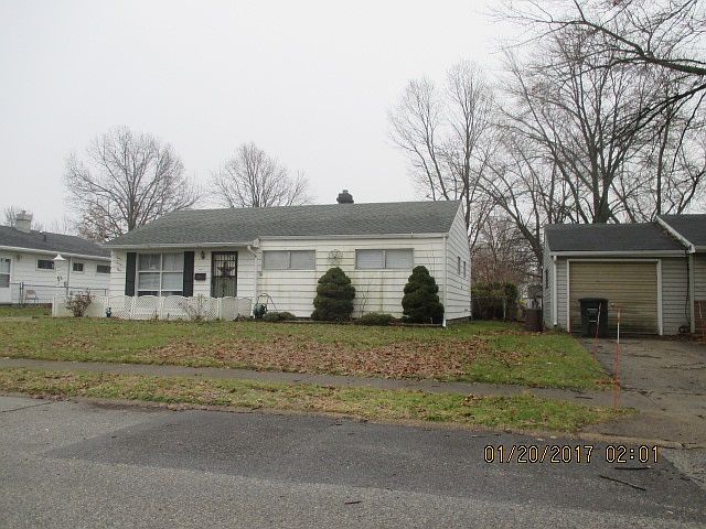 1st image of 1228 Lakewood Dr