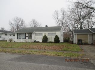 1228 Lakewood Dr, South Bend, IN