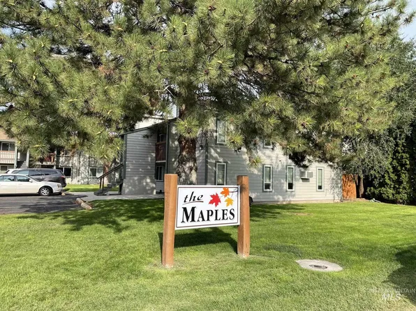 1017 S Maple St, Nampa, ID 83686