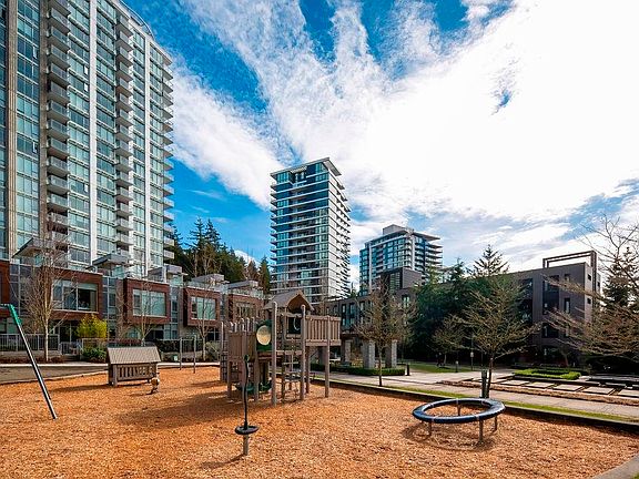 2nd image of 5629 Birney Ave #906