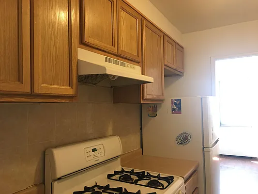 Sold by EZ Sell Realty | media 8