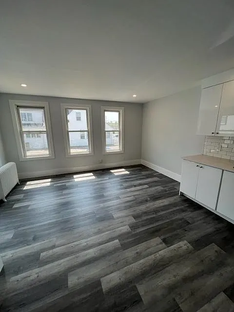 Studio, 500 sqft, $1,895 — Photo 2