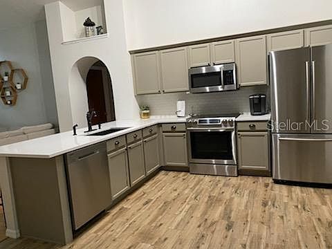 5th image of 2539 Clareside Dr