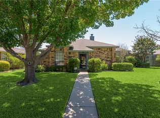 2004 Arles Ln, Carrollton, TX 75007