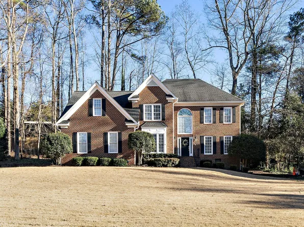 108 Heart Pine Dr, Cary, NC 27518