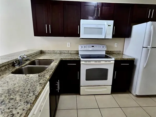 3724 NW 115th Ave #2724, Pompano Beach, FL 33065