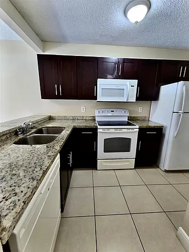 3724 NW 115th Ave #2724 Photo 1