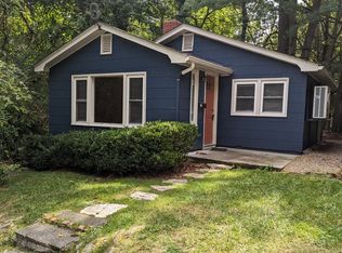 520 3rd Ave W, Hendersonville, NC 28739