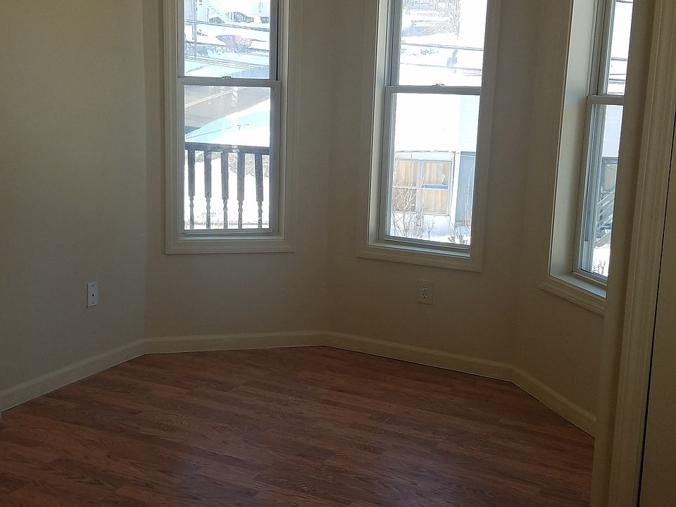 Front Bedroom