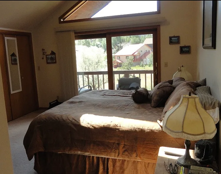 387 Cherry Dr — Photo 2