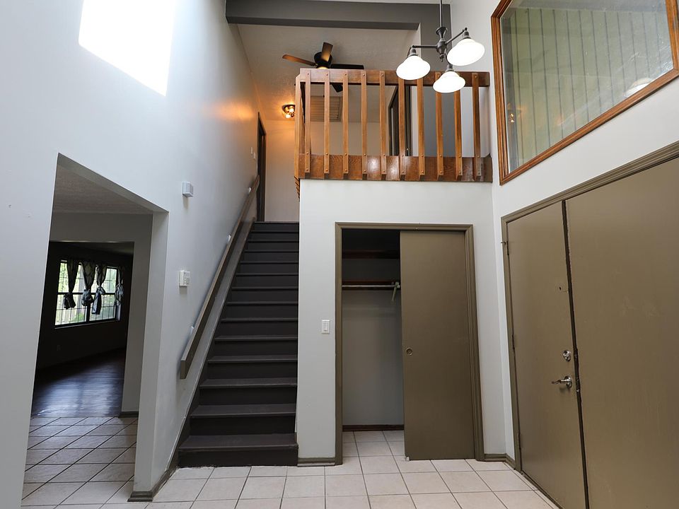 1st image of 2262 Sonnington Dr