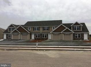 188 Randolph Dr, Elizabethtown, PA 17022