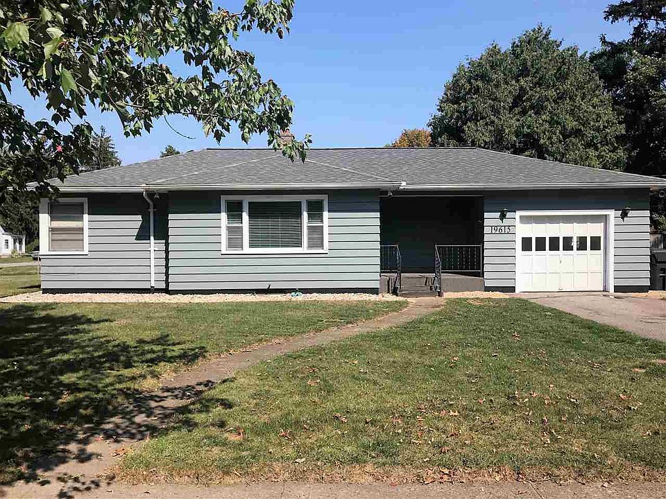 1st image of 19615 Sherwood Ave