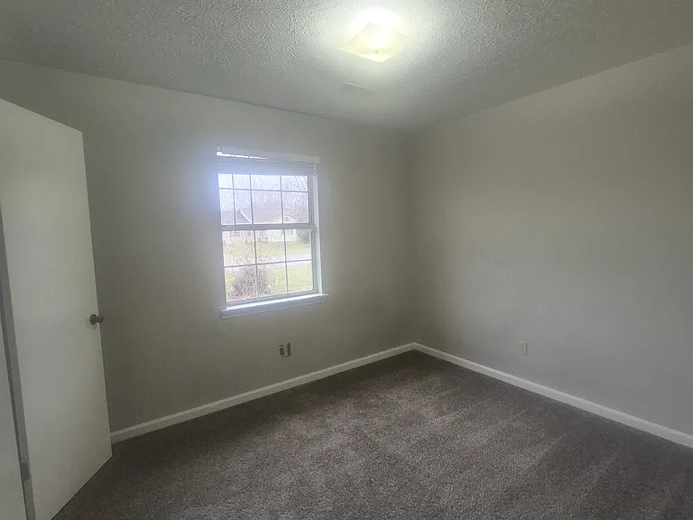 140 New Gritton Ave — Photo 10