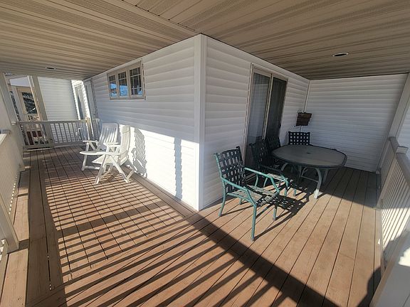 4th image of 8604 Tessman Ct N