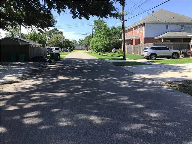 735 Lake Ave — Photo 29