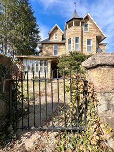 401 Lincoln St, Mount Hope, WV, 25880