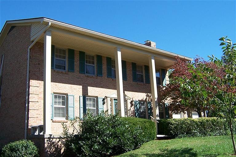 1st image of 3340 Grasmere Dr