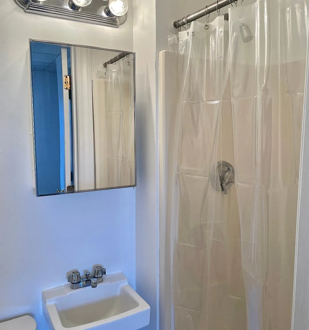 Studio, $1,995 — Photo 4