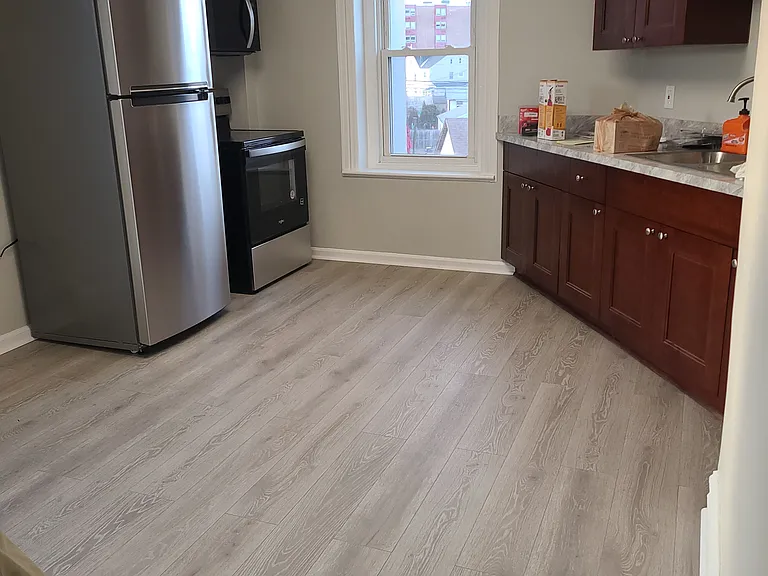 339 Chestnut St #302 — Photo 6