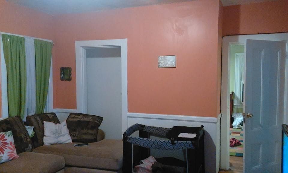 2nd image of 25 Marion St
