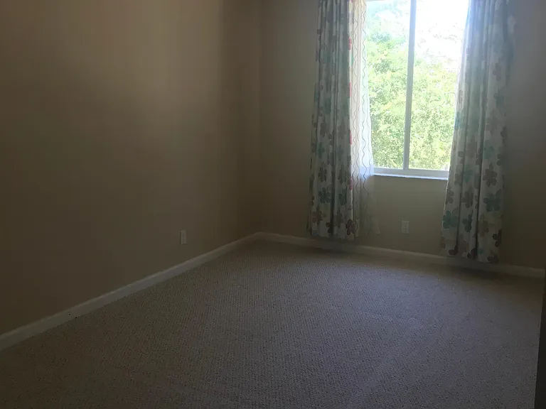 7092 Old Orchard Way — Photo 13