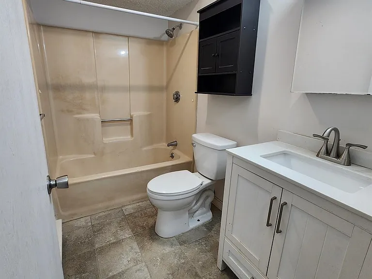 5 Irene St #7-4 — Photo 5