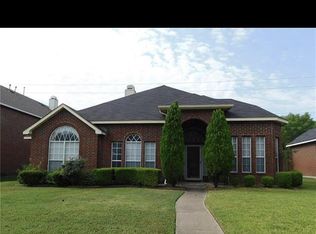 1022 Sumner Dr, Mesquite, TX